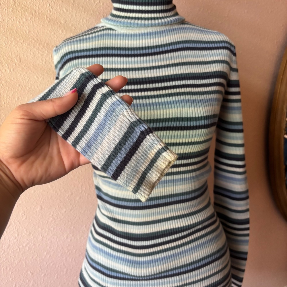 Y2K Rory Gilmore Blue Striped Turtleneck Sweater - Picture 3 of 6
